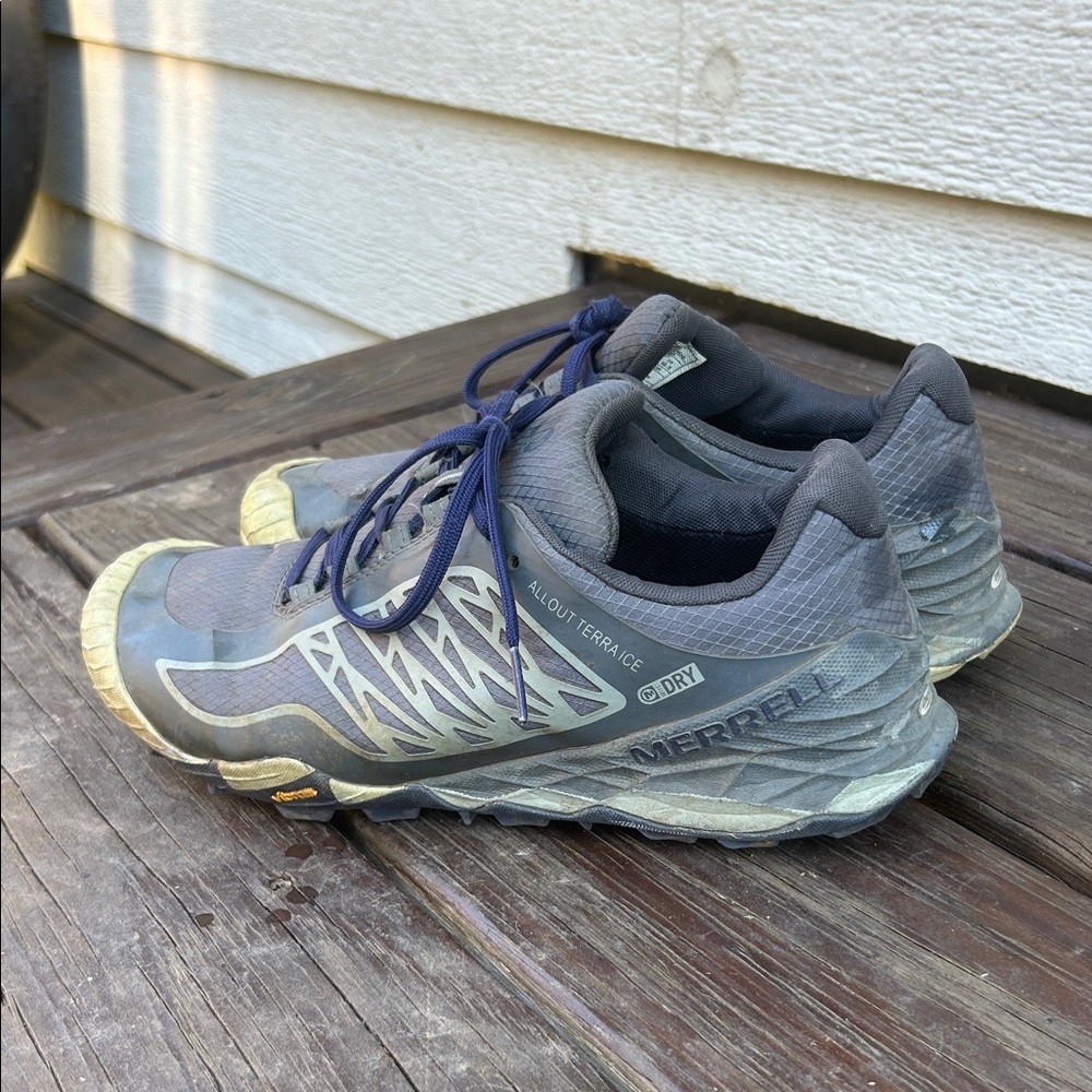 Merrell Women’s Gray Trail Running Shoes, 8.5